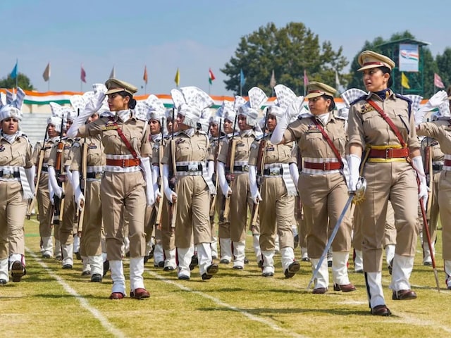 दिल्ली पुलिस कांस्टेबल की 7565 निकली है भर्ती! 12th पास वाले जल्द करे apply 2 दिल्ली पुलिस कांस्टेबल की 7565 निकली है भर्ती! 12th पास वाले जल्द करे apply दिल्ली पुलिस कांस्टेबल की भर्ती