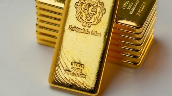 सोने के भाव में भारी गिरावट आज के 