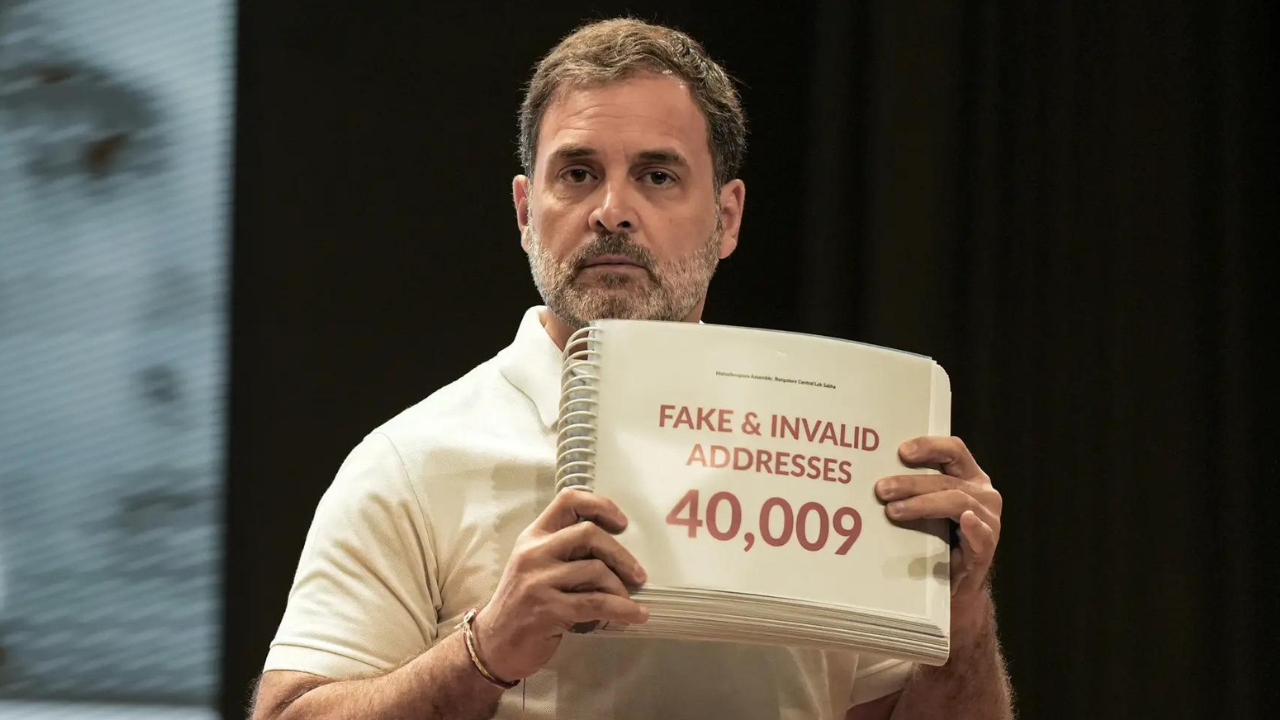 राहुल गांधी पर लगाए 272 लोगों ने आरोप क्या है मामला 